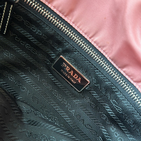 💯 PRADA nylon - Picture 5 of 7